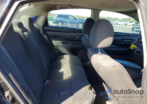 2015 Nissan Altima 2.5 S z USA, uszkodzony, nr VIN 1N4AL3AP2FC498708